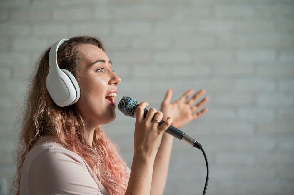 Exploring the Core Fundamentals of Vocal Lessons