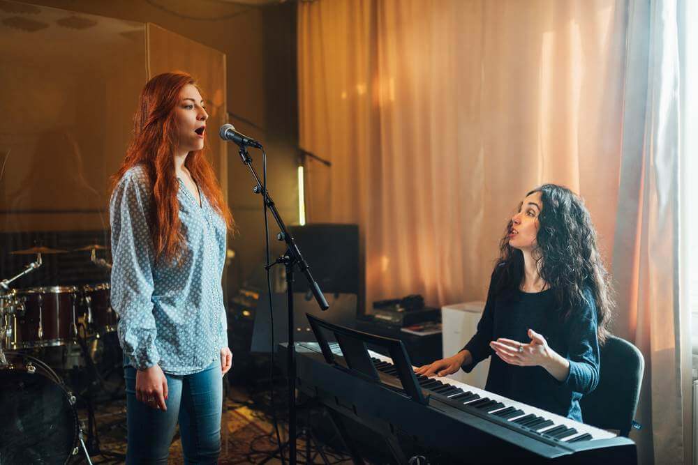 Discover the Benefits of Online Vocal Lessons with Musicworks Canada
